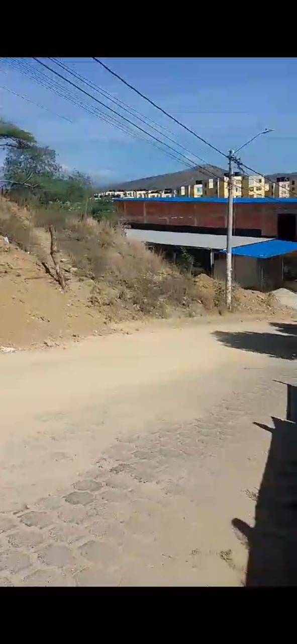 Hermoso lote central  - 10